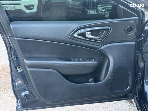 Chrysler 200 2016 серый - фото 14