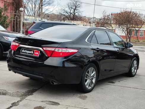 Toyota Camry 2016 черный - фото 12