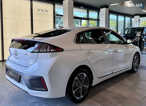 Hyundai Ioniq 2020 - фото 15