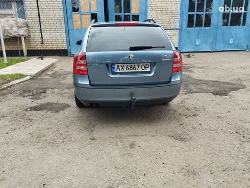 Skoda Octavia 2008 серебристый - фото 3