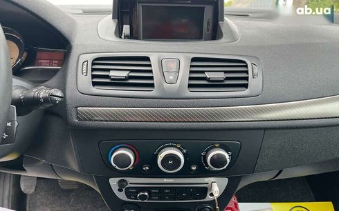 Renault Megane 2012 - фото 14