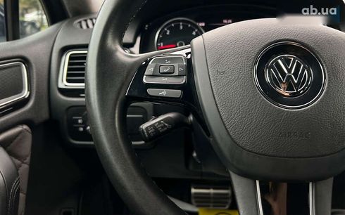Volkswagen Touareg 2018 - фото 21