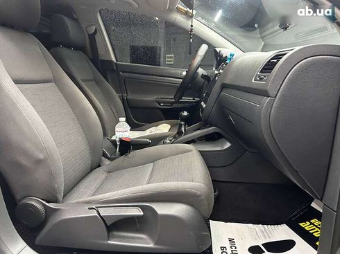 Volkswagen Golf 2004 - фото 16