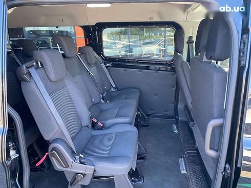 Ford Tourneo Custom 2017 - фото 21