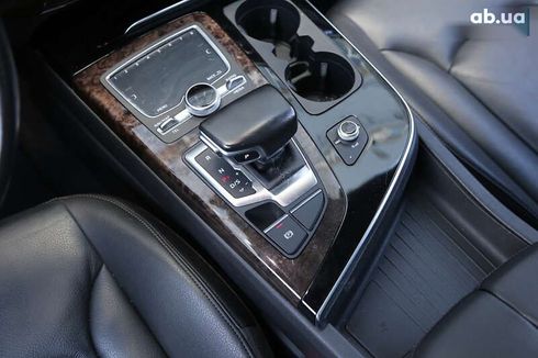 Audi Q7 2017 - фото 20