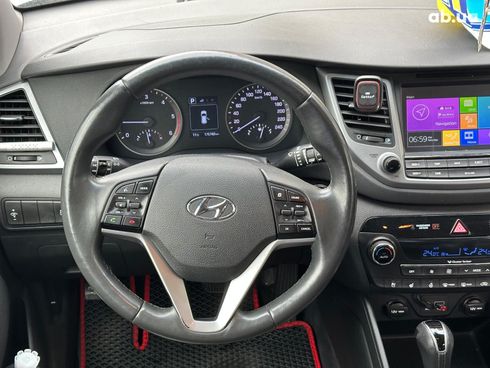 Hyundai Tucson 2017 белый - фото 21