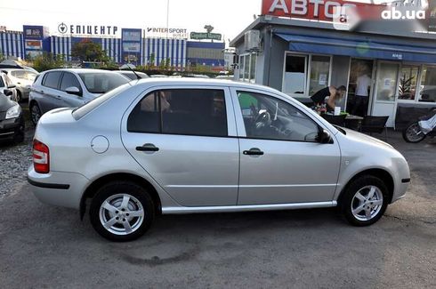 Skoda Fabia 2006 - фото 11