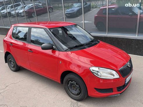 Skoda Fabia 2014 - фото 27