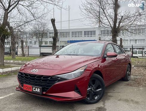 Hyundai Elantra 2023 - фото 7