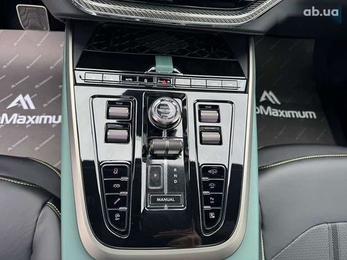 Aston Martin DBX707 2025 - фото 25