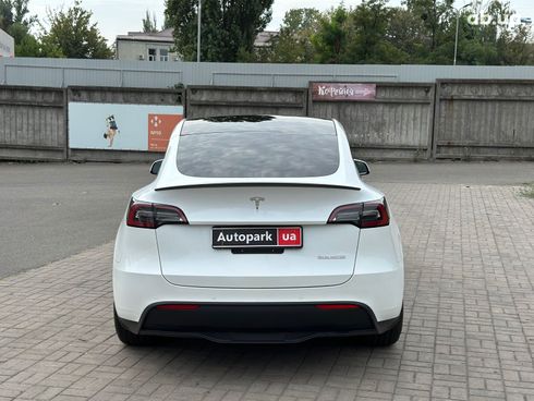 Tesla Model Y 2022 белый - фото 6