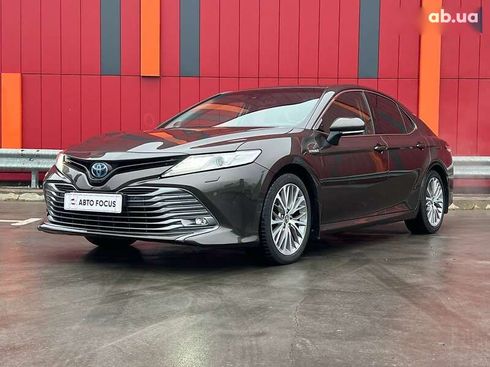 Toyota Camry 2019 - фото 4