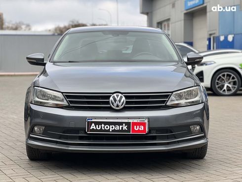 Volkswagen Jetta 2016 серый - фото 3