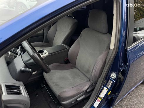Toyota Prius V 2012 синий - фото 22