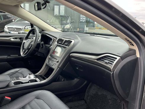 Ford Fusion 2017 серый - фото 37