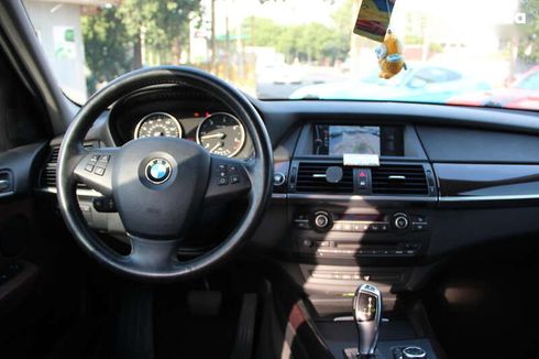 BMW X5 2011 - фото 12