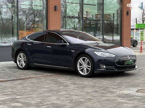 Tesla Model S 2015 - фото 13