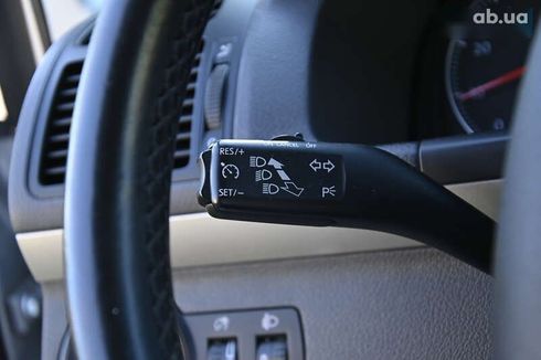 Volkswagen Touran 2009 - фото 22