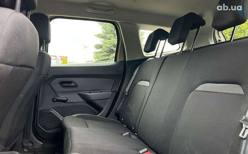 Renault Duster 2018 - фото 10