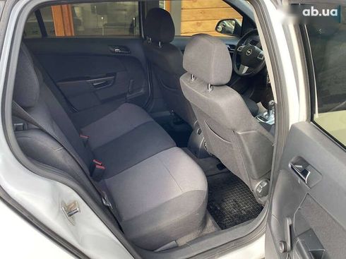 Opel Astra 2012 - фото 12