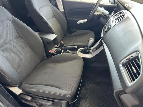 Suzuki SX4 2016 серый - фото 17