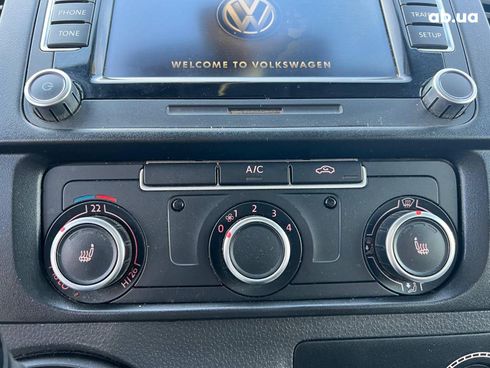 Volkswagen Transporter 2014 коричневый - фото 30