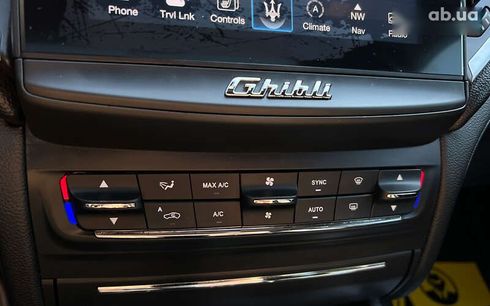 Maserati Ghibli 2017 - фото 17