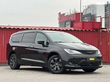 Продажа б/у Chrysler Pacifica в Киеве - купить на Автобазаре