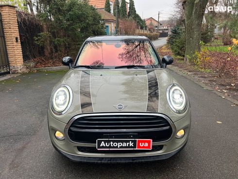 MINI Hatch 2019 бежевый - фото 6