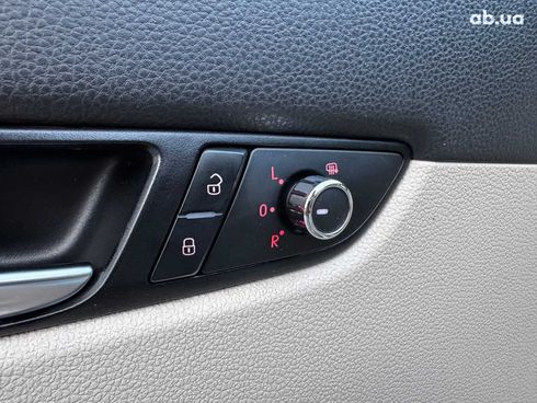 Volkswagen passat b7 2012 синий - фото 13