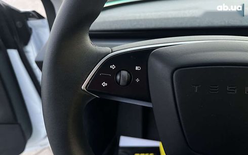 Tesla Model 3 2024 - фото 12