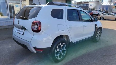 Renault Duster 2021 - фото 11