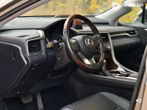 Lexus RX 2019 - фото 16