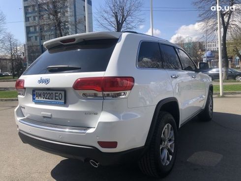 Jeep Grand Cherokee 2015 - фото 6