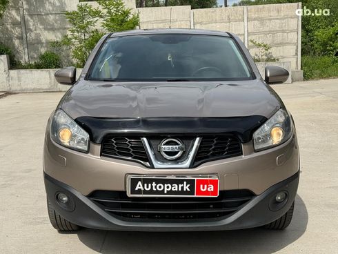 Nissan Qashqai 2012 коричневый - фото 2