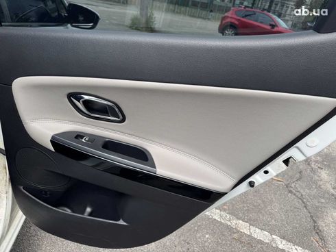 Kia Cee'd 2018 белый - фото 16