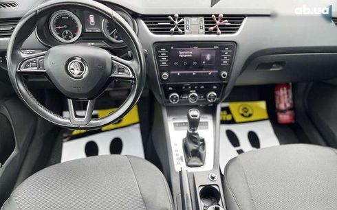 Skoda Octavia 2017 - фото 19