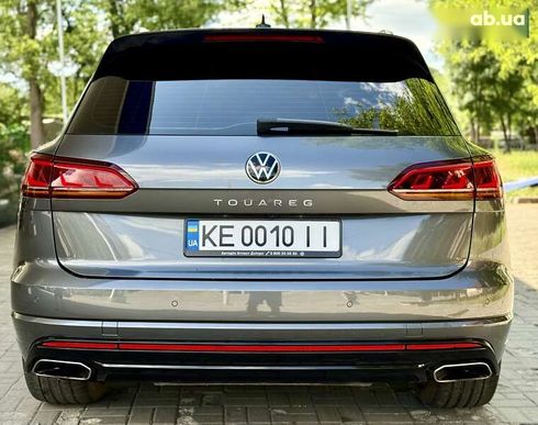 Volkswagen Touareg 2020 - фото 16