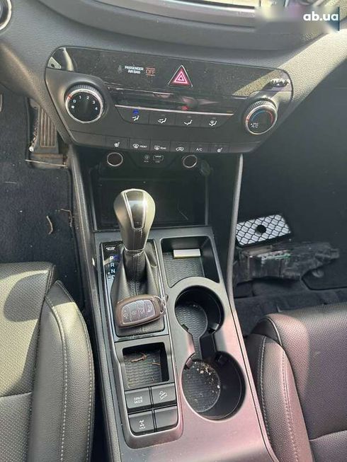 Hyundai Tucson 2017 - фото 15