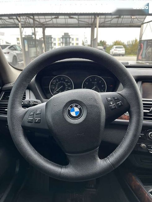 BMW X5 2010 - фото 10