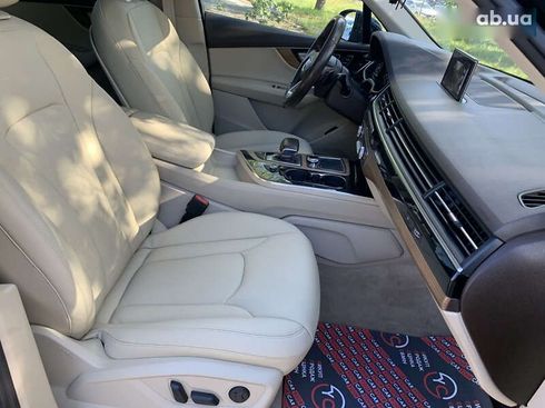 Audi Q7 2016 - фото 29