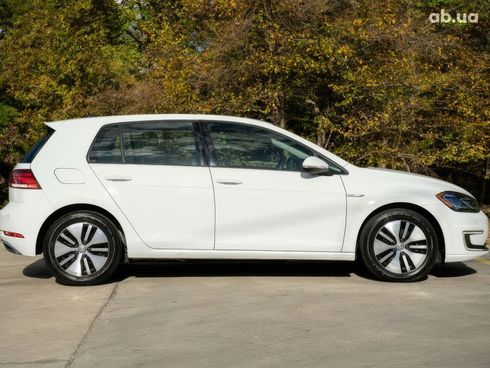 Volkswagen e-Golf 2017 белый - фото 5