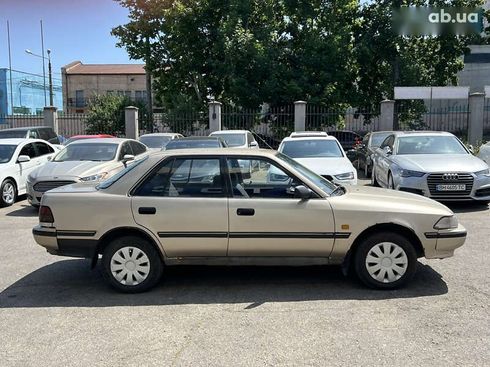 Toyota Carina 1988 - фото 3