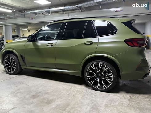 BMW X5 M 2022 - фото 16