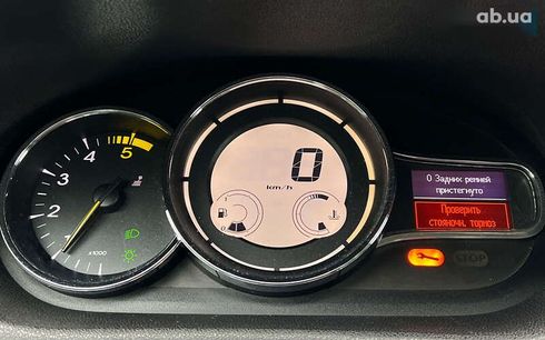 Renault Megane 2015 - фото 18