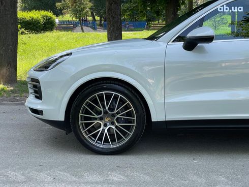 Porsche Cayenne 2021 белый - фото 11