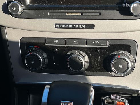 Volkswagen Passat CC 2009 белый - фото 21