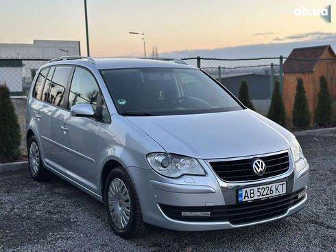 Volkswagen Touran 2008 - фото 8