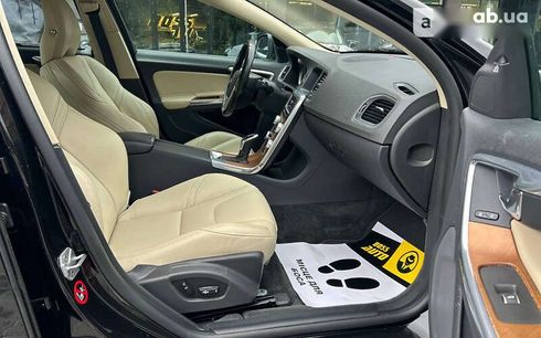 Volvo S60 2015 - фото 18