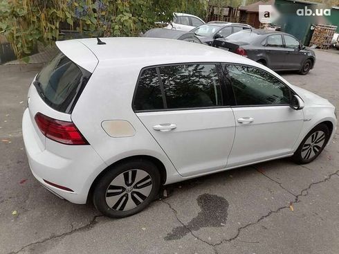 Volkswagen e-Golf 2017 - фото 13